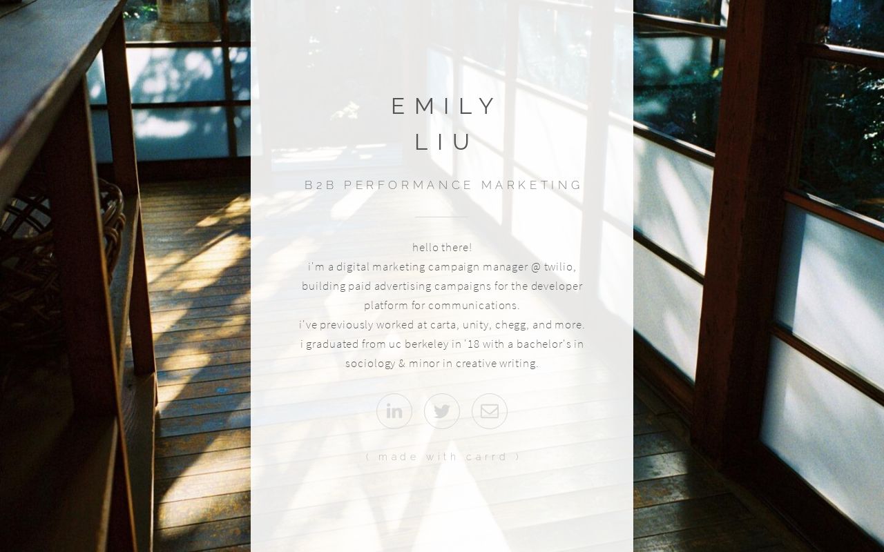 Carrd profile picture for @emily